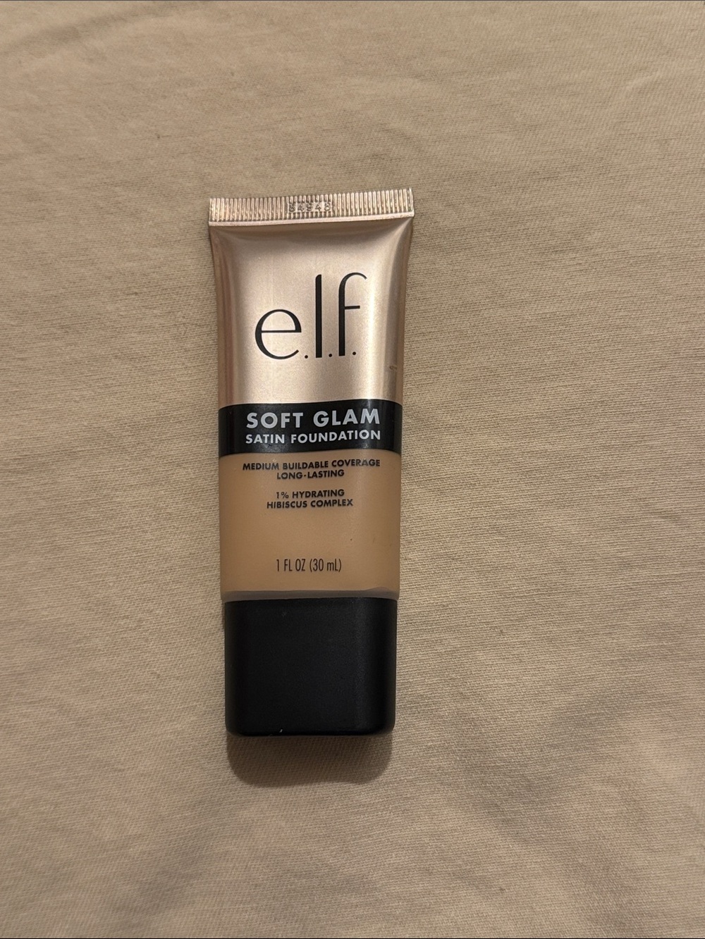 e.l.f. Soft Glam Satin Foundation - Beige